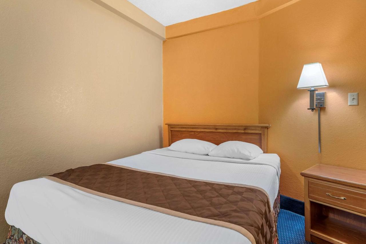 Asam Hotel Goodland Eksteriør billede