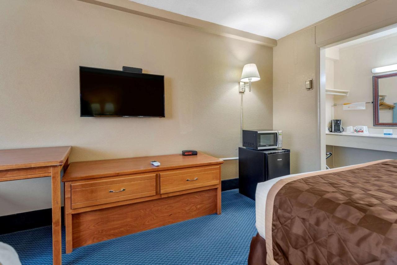 Asam Hotel Goodland Eksteriør billede