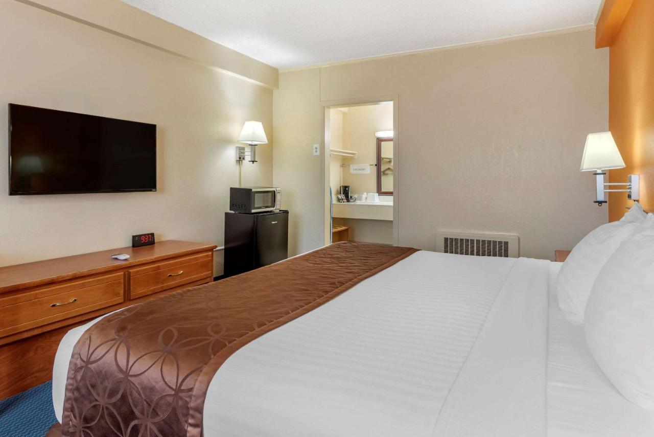 Asam Hotel Goodland Eksteriør billede